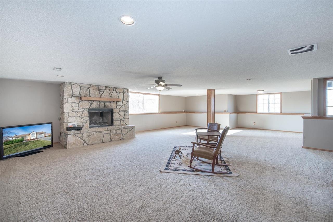 For Sale: 16135 SW Indianola Rd, Rose Hill KS